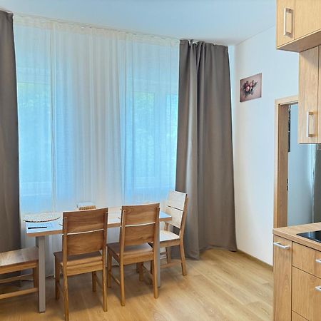 Riverside Apartment Praha Екстериор снимка