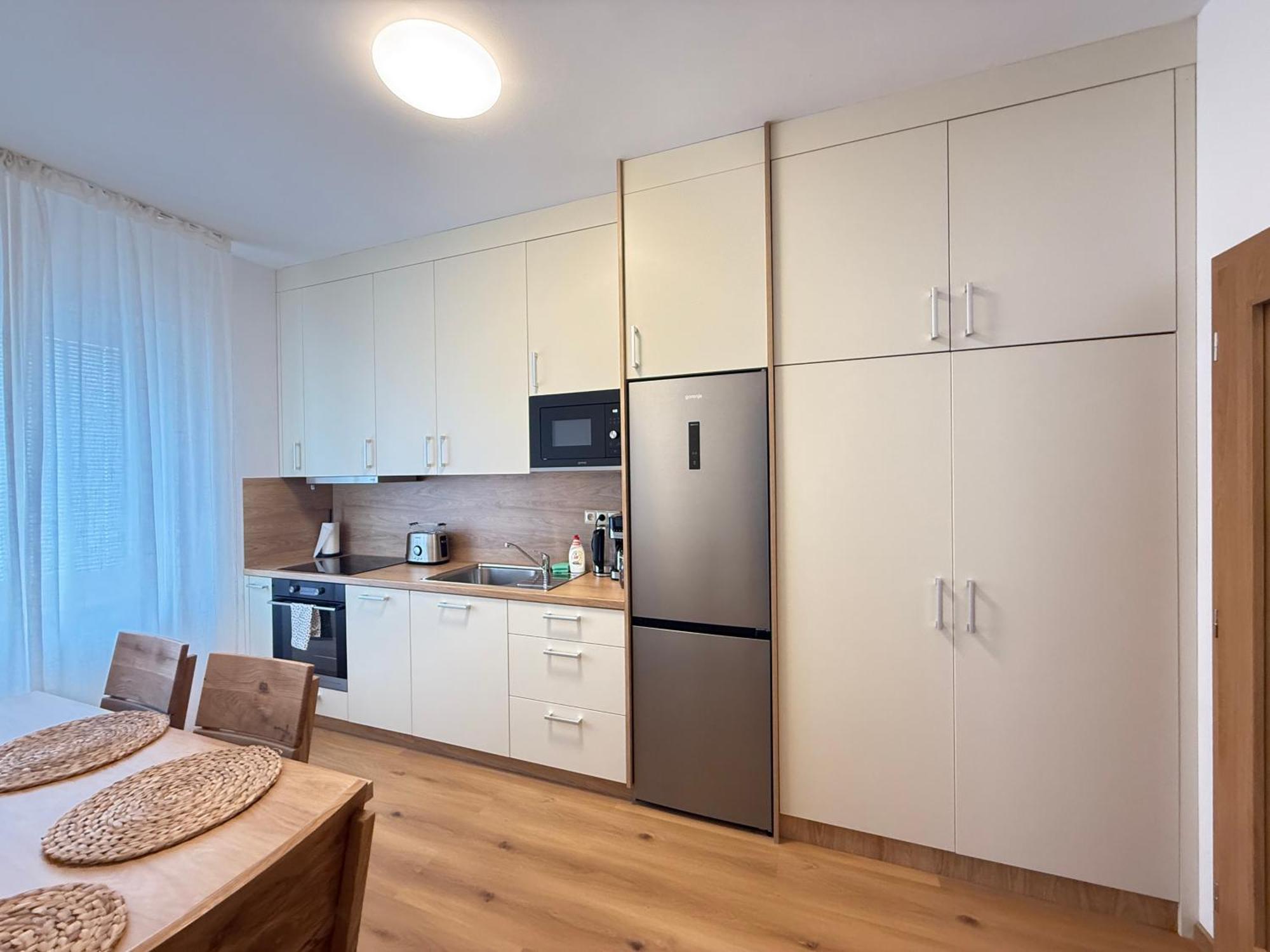 Riverside Apartment Praha Екстериор снимка