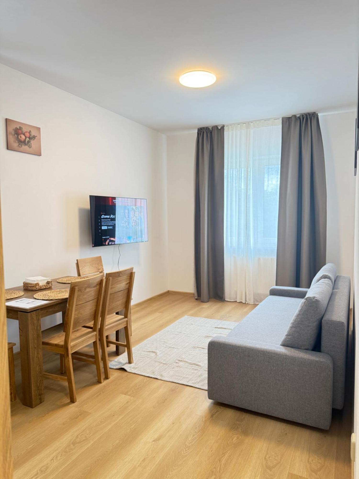 Riverside Apartment Praha Екстериор снимка